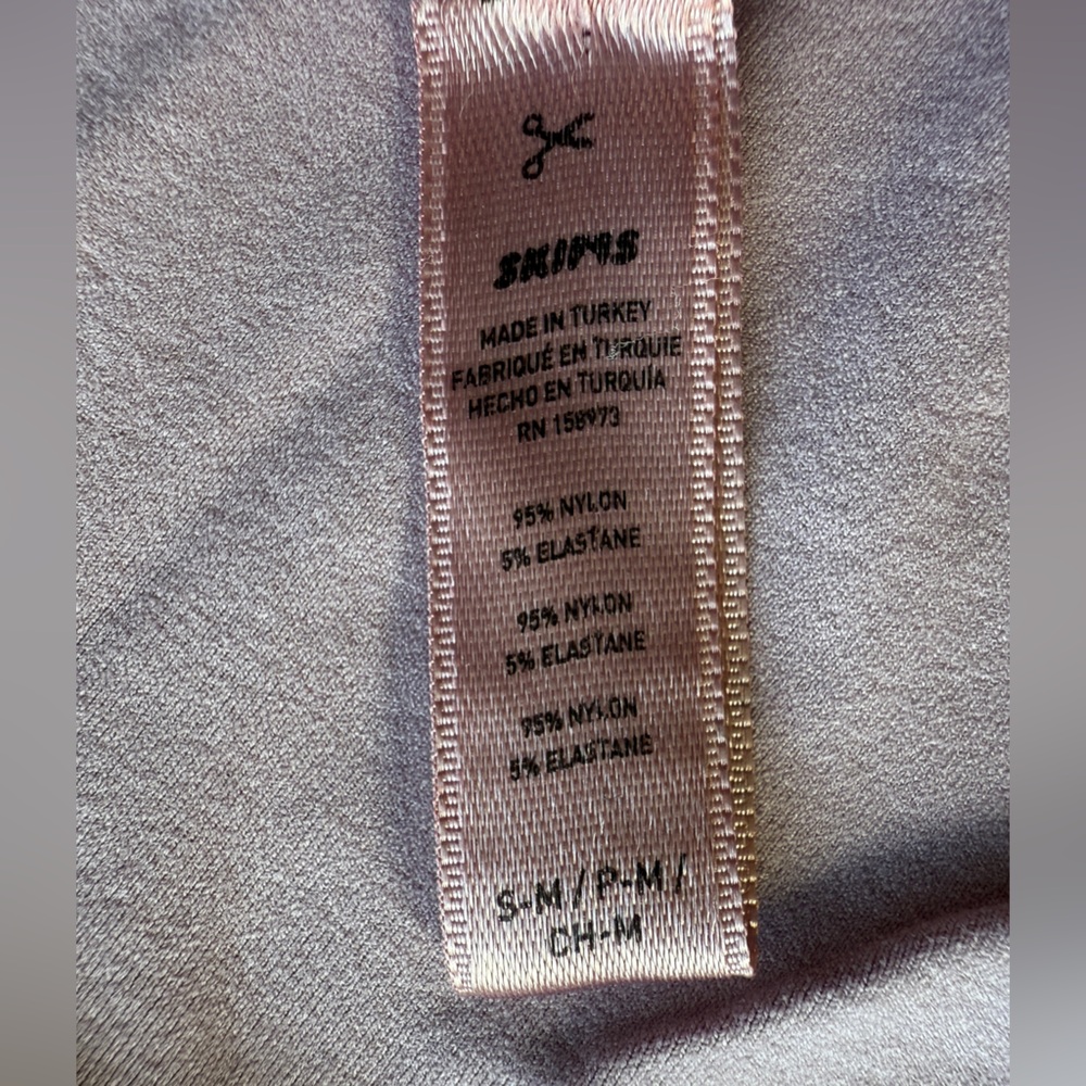SKIMS Fits Everybody Long Sleeve Scoop Neck Thong Bodysuit Mauve Pink S/M - Picture 2 of 7